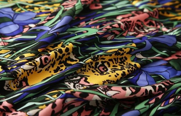 Gucci silk stretch satin tigers in jungles design