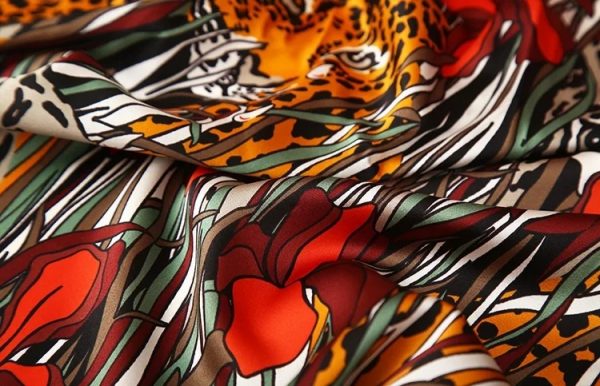 Gucci silk stretch satin tigers in jungles design