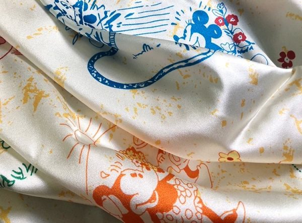 Gucci silk Mickley mouse design stretch fabric