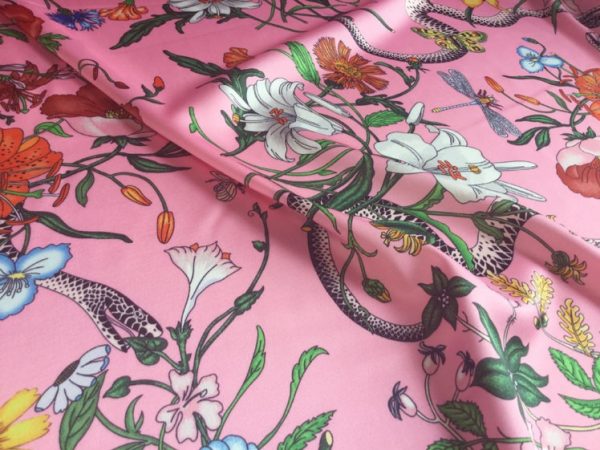 Beautiful Gucci Floral and dragonfly,lizard fabric.