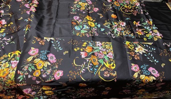 Gucci silk satin in floral design